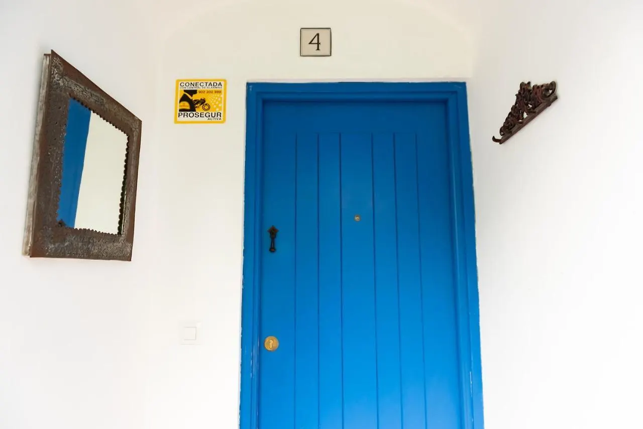דירות סביליה Tourist House Santa Cruz 0*,  ספרד